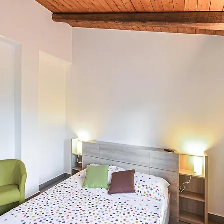 Spacious In Siracusa With Private Garden * Floridia